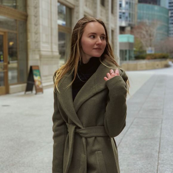 Meet your Posher, Ksenia - Picture 1 of 1